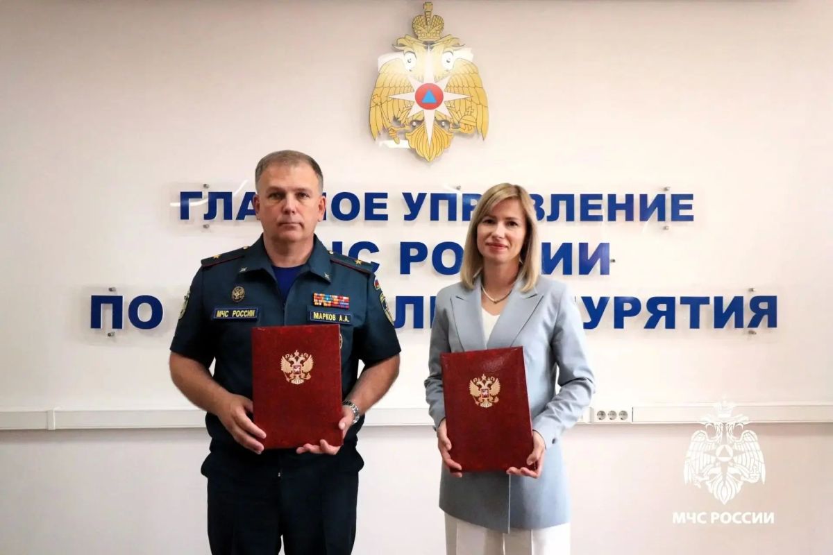 В Бурятии подписано соглашение между Главным управлением МЧС России и Уполномоченным по правам ребенка В Бурятии подписано соглашение между Главным управлением МЧС России и Уполномоченным по правам ребенка