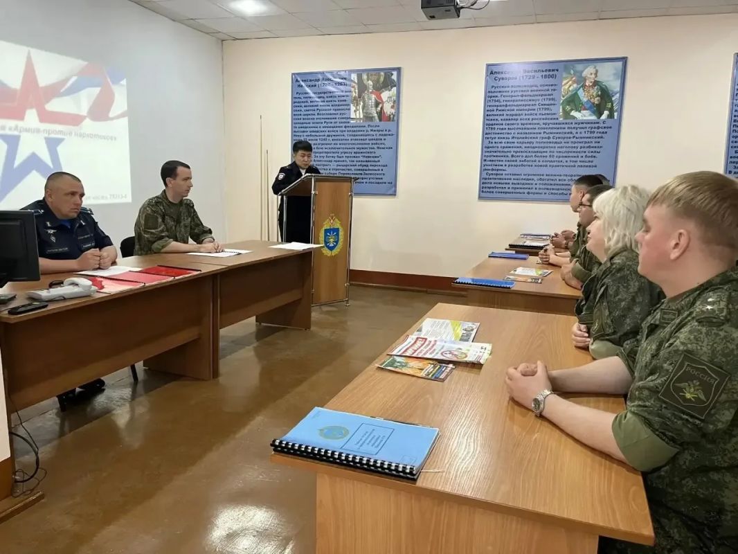 В Бурятии продолжается работа с населением по профилактике мошенничества в сфере информационно-телекоммуникационных технологий В Бурятии продолжается работа с населением по профилактике мошенничества в сфере информационно-телекоммуникационных технологий