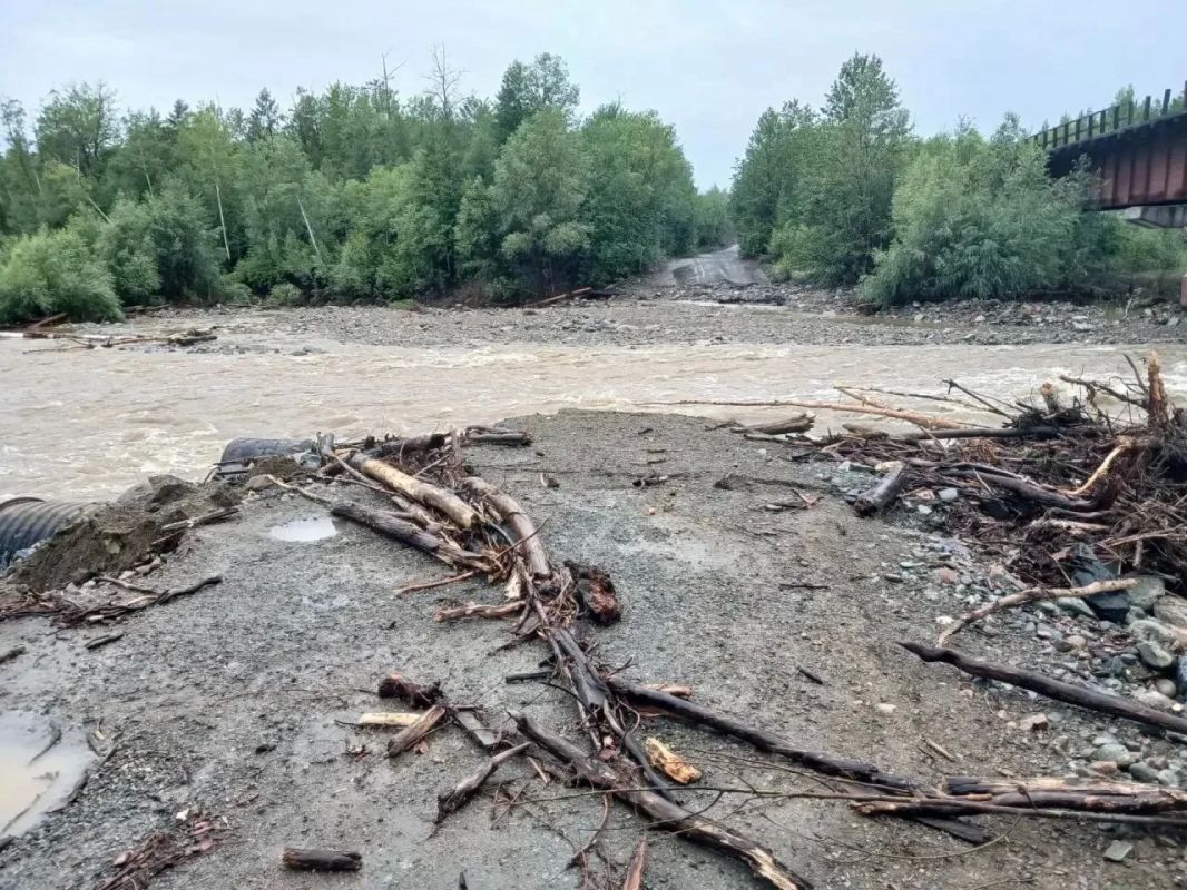 Повышенная готовность: На севере Бурятии началось наводнение Повышенная готовность: На севере Бурятии началось наводнение