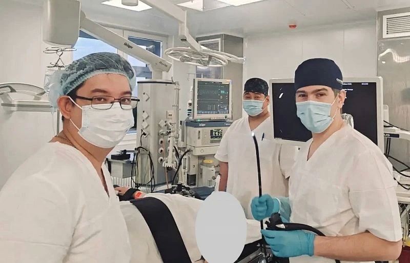 Врачи из Бурятии спасли мужчину, который почти не мог есть из-за огромного полипа
