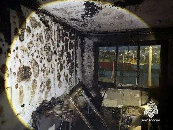 В Улан-Удэ молодой мужчина получил ожоги при пожаре на кухне