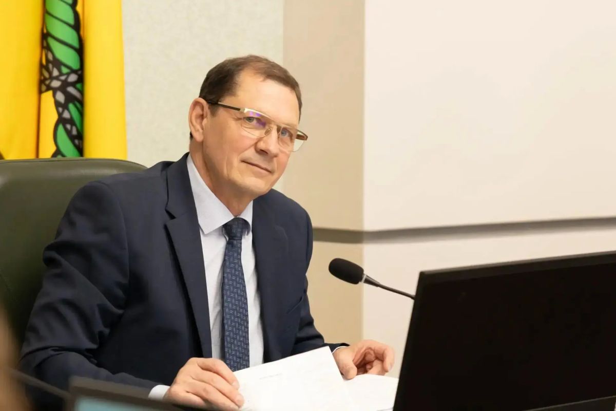 «Солнечный, тёплый, родной»: каким улан-удэнцы видят свой город