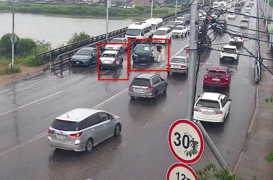 ДТП на Селенгинском мосту: движение затруднено