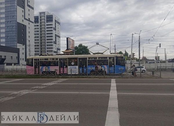 В Бурнете бурно обсуждают случай с ребёнком в трамвае