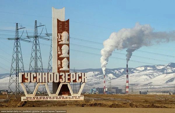 Жители райцентра Бурятии ничего не могут поделать с вонючей канализацией