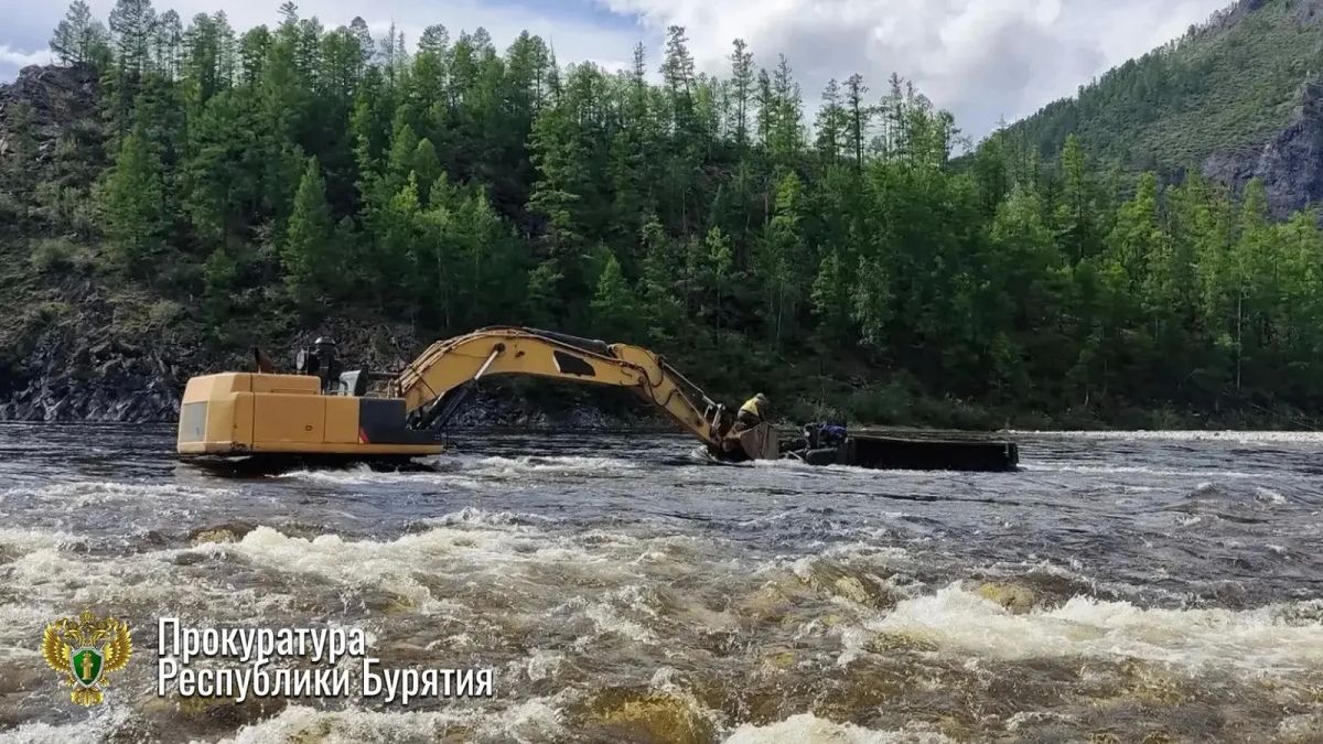 Прокуратура Бурятии опубликовала фото с места происшествия в Муйском районе, где перевернулся «УРАЛ» Прокуратура Бурятии опубликовала фото с места происшествия в Муйском районе, где перевернулся «УРАЛ»