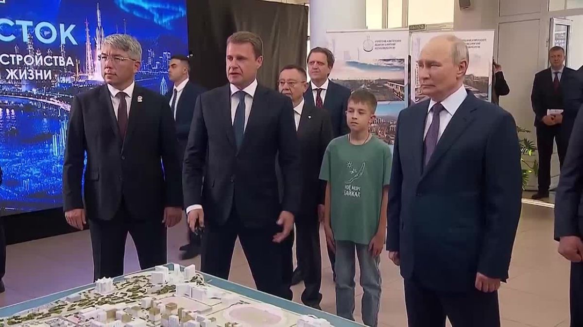 Алексей Чекунков доложил Президенту о ходе работы по реализации мастер-планов развития городов Дальнего Востока