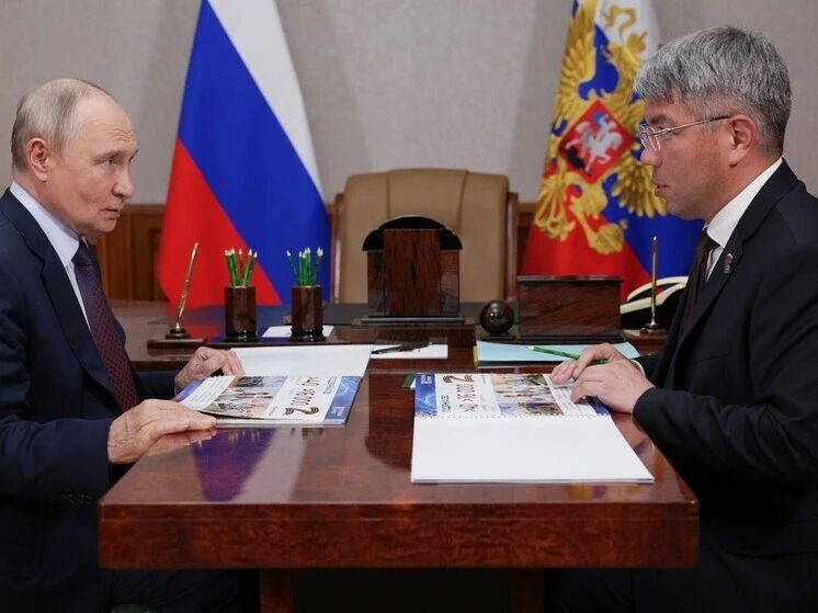 Цыденов — Путину: «Люди у нас хорошие и сильные, достойно защищают Родину»