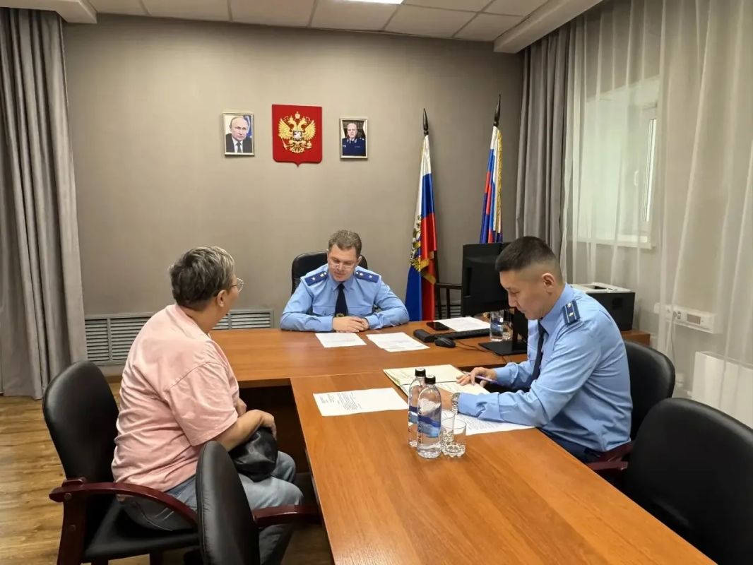 Первый заместитель Восточно-Сибирского транспортного прокурора провел выездной прием граждан Первый заместитель Восточно-Сибирского транспортного прокурора провел выездной прием граждан
