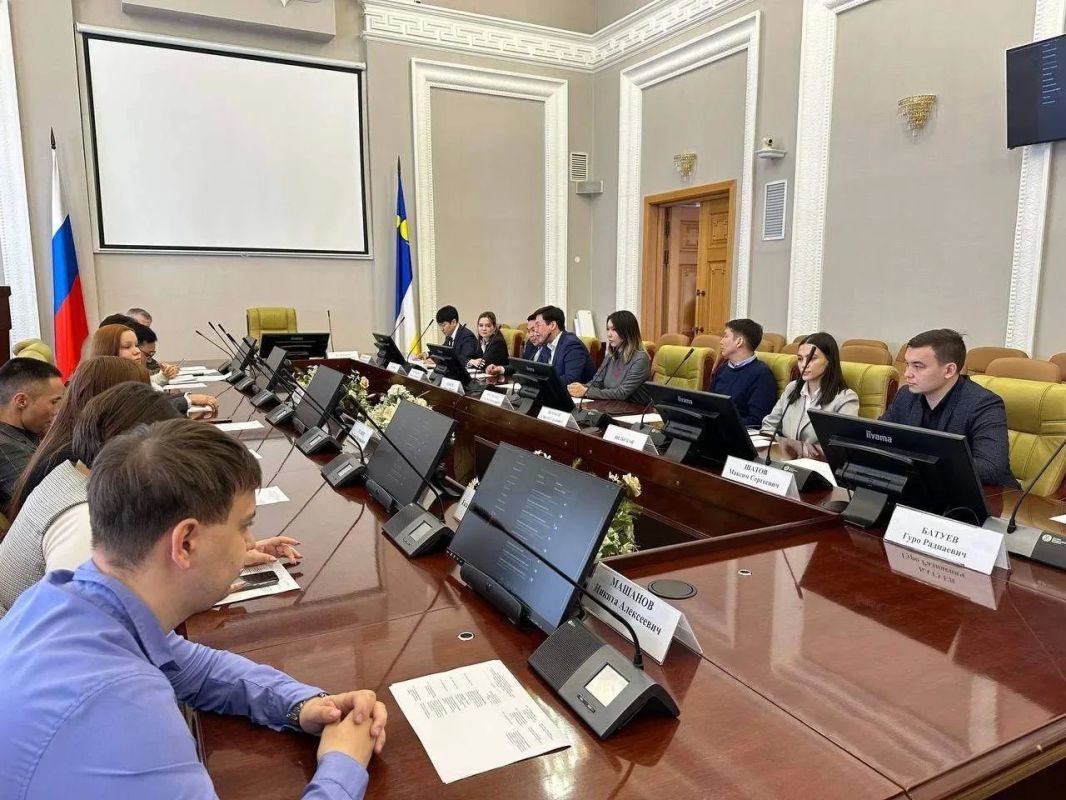 Хочешь менять Бурятию? В Молодёжное правительство открыт набор Хочешь менять Бурятию? В Молодёжное правительство открыт набор