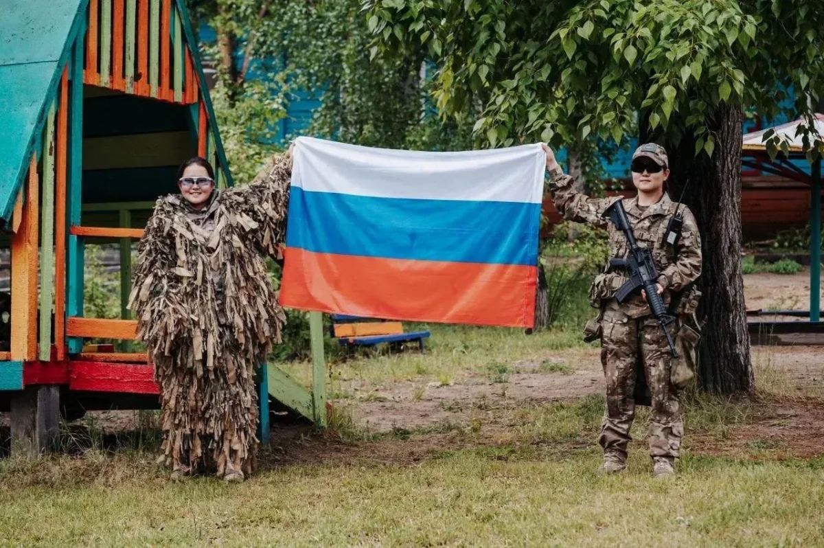 Игорь Шутенков поздравил с Днём Государственного флага Российской Федерации: Игорь Шутенков поздравил с Днём Государственного флага Российской Федерации: