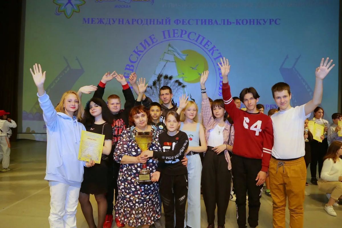 «Вы нас не вернёте назад?»: театр, в котором дети учились снова доверять «Вы нас не вернёте назад?»: театр, в котором дети учились снова доверять
