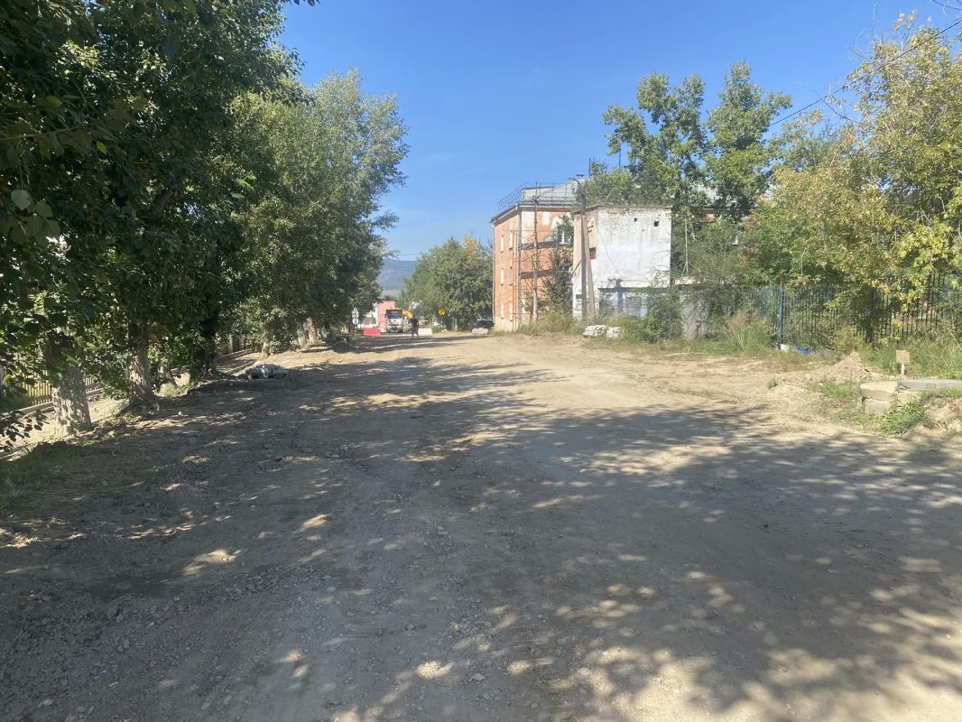 В Гусиноозерске продолжается ремонт улиц В Гусиноозерске продолжается ремонт улиц