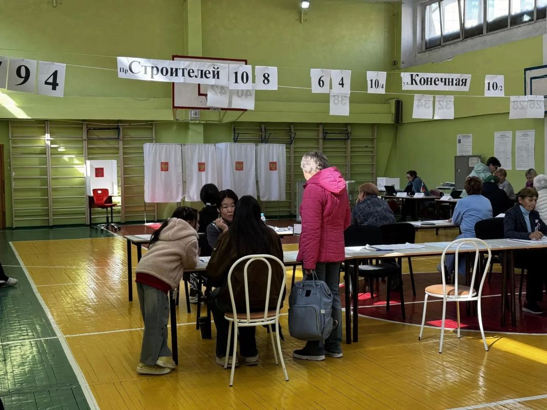По состоянию на 18 часов 20 сентября явка избирателей в Бурятии на выборах депутатов Государственной Думы девятого созыва составила 45,87 процента