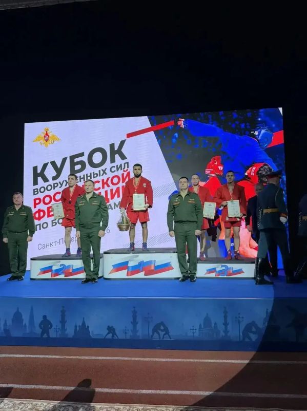 Бурятские самбисты завоевали два золота и бронзу чемпионата Вооружённых Сил России Бурятские самбисты завоевали два золота и бронзу чемпионата Вооружённых Сил России