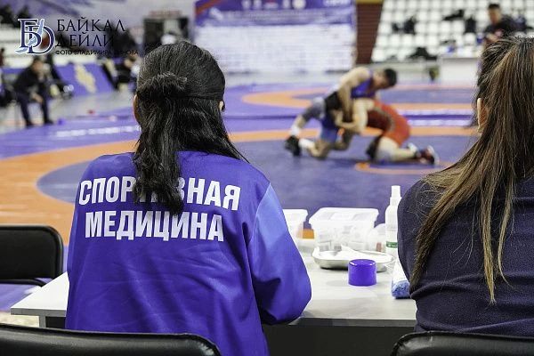В Улан-Удэ прошли всероссийские соревнования по вольной борьбе В Улан-Удэ прошли всероссийские соревнования по вольной борьбе