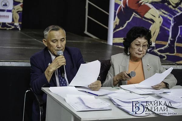 В Улан-Удэ прошли всероссийские соревнования по вольной борьбе В Улан-Удэ прошли всероссийские соревнования по вольной борьбе