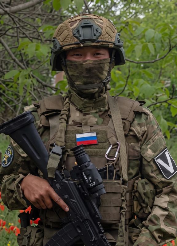 Боец из Бурятии спас раненого товарища под массированным обстрелом