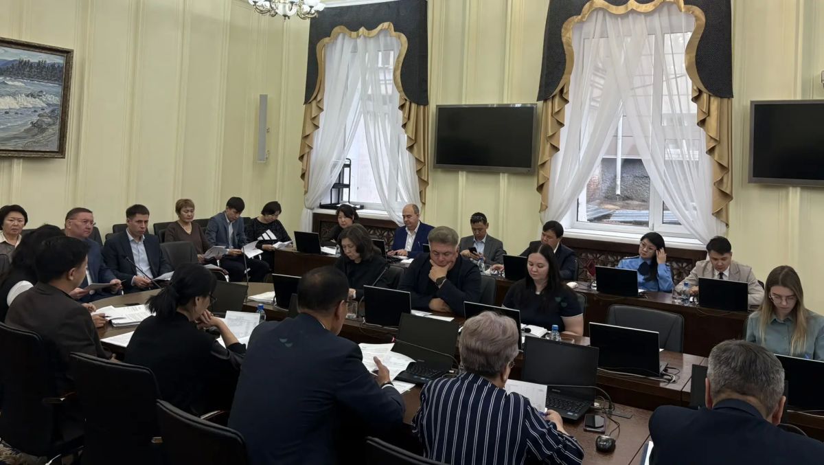 Народный Хурал работает над законопроектами 2027 года Народный Хурал работает над законопроектами 2027 года