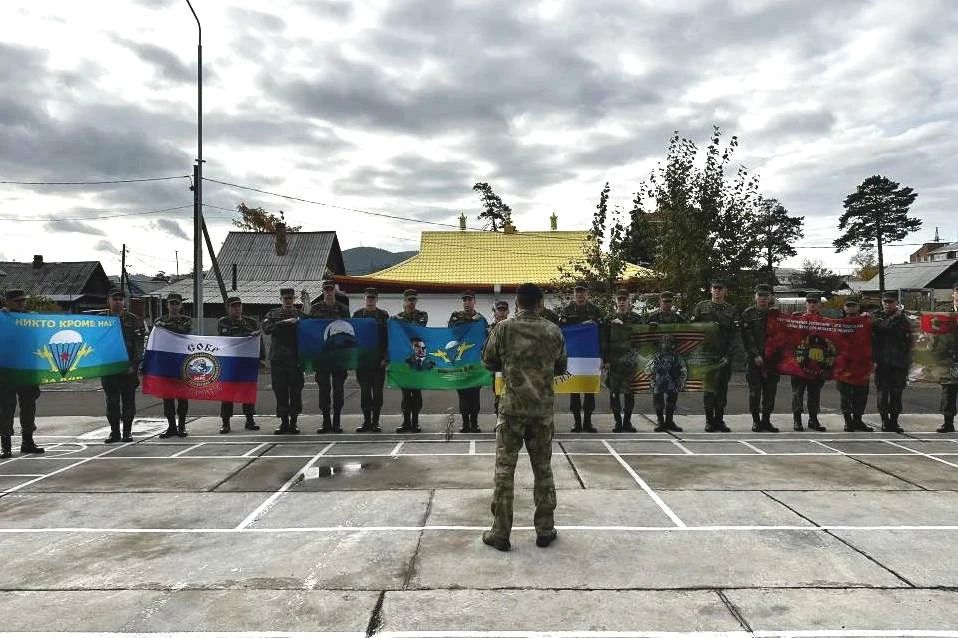 В Улан-Удэ сотрудники спецподразделений Росгвардии встретились со слушателями военно-учебного центра В Улан-Удэ сотрудники спецподразделений Росгвардии встретились со слушателями военно-учебного центра