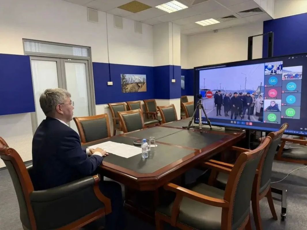 В Бурятии открыли две дороги ко Дню работников дорожного хозяйства В Бурятии открыли две дороги ко Дню работников дорожного хозяйства