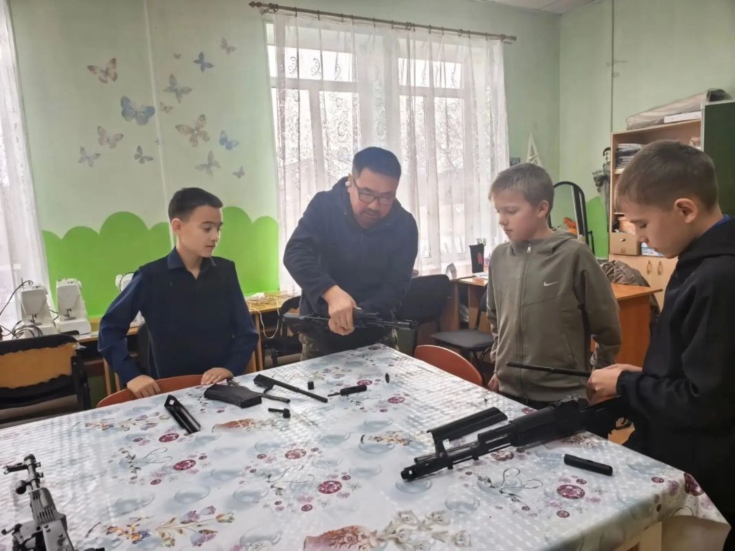 В Бурятии Ветераны СВО участвуют в патриотическом воспитании подростков